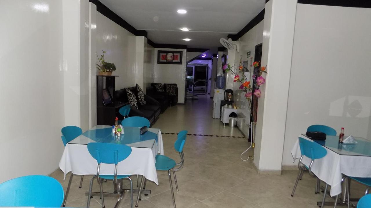 פלורנסייה Hotel Luna Azul מראה חיצוני תמונה