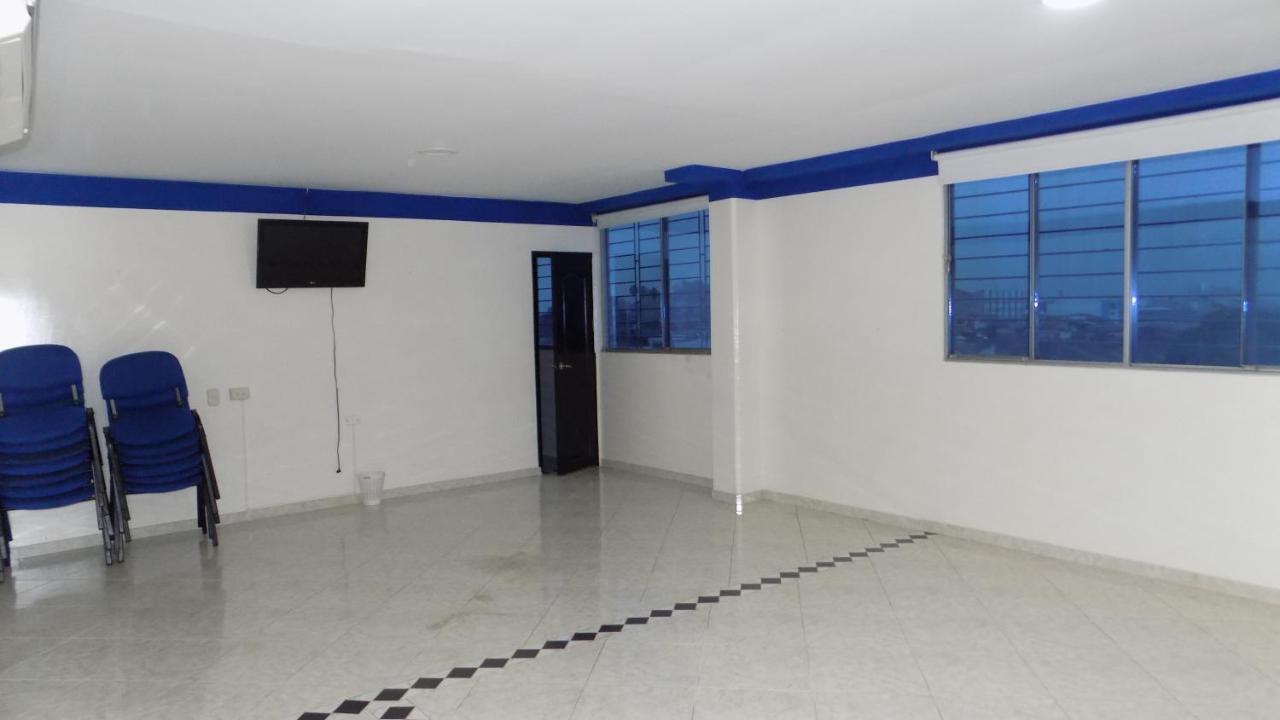 פלורנסייה Hotel Luna Azul מראה חיצוני תמונה