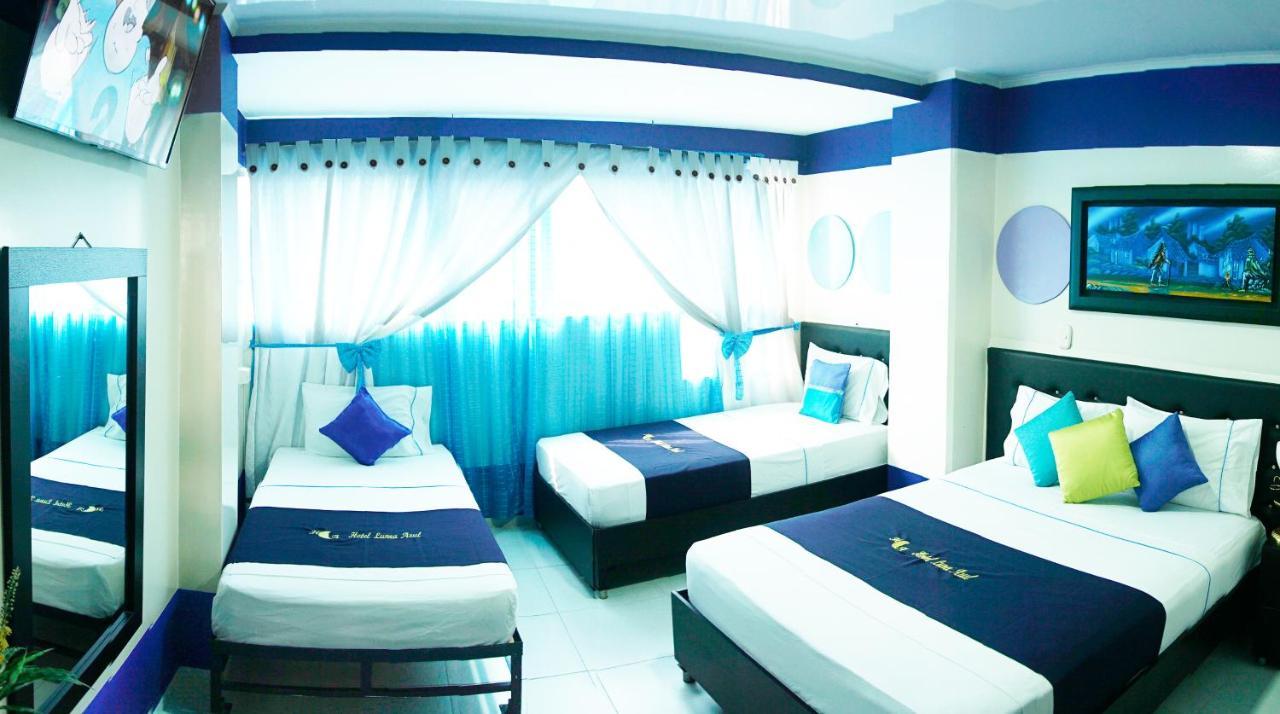 פלורנסייה Hotel Luna Azul מראה חיצוני תמונה