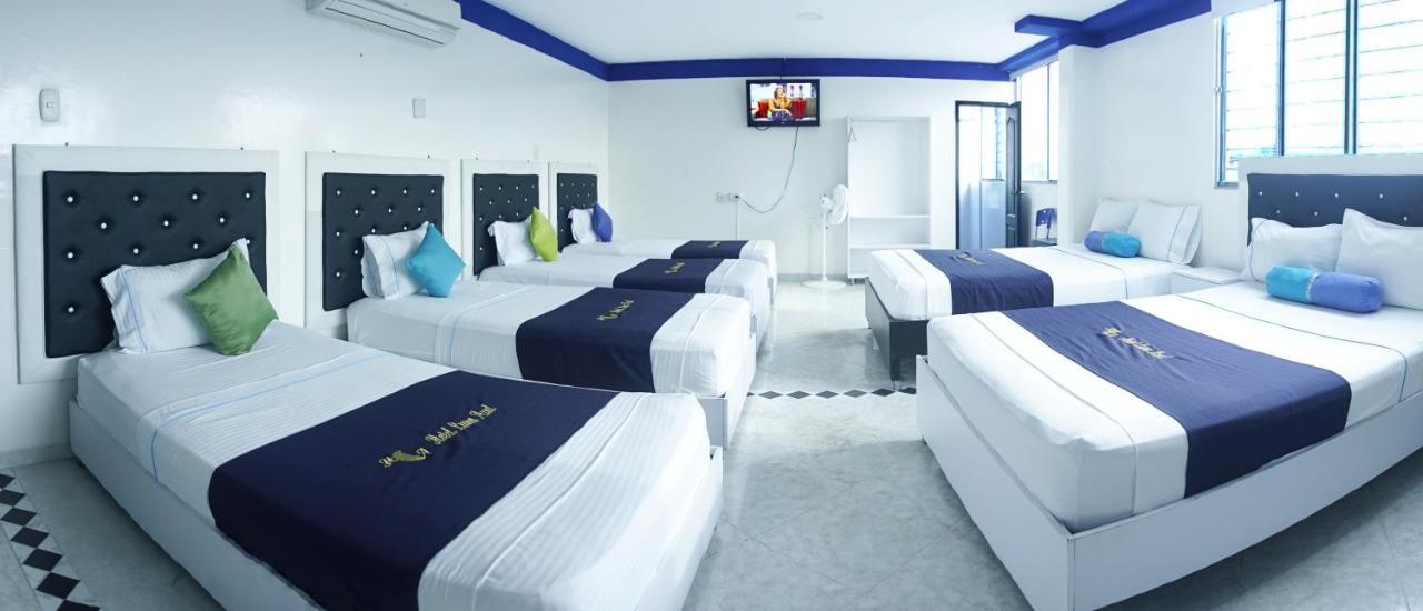 פלורנסייה Hotel Luna Azul מראה חיצוני תמונה