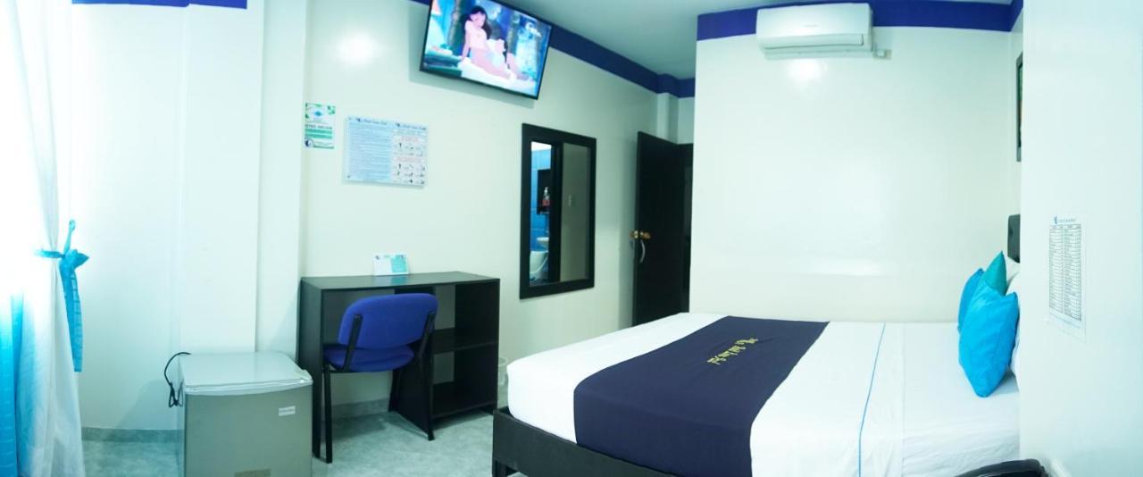 פלורנסייה Hotel Luna Azul מראה חיצוני תמונה
