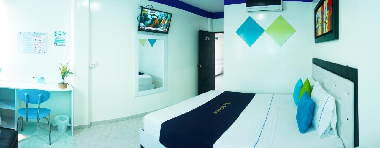 פלורנסייה Hotel Luna Azul מראה חיצוני תמונה