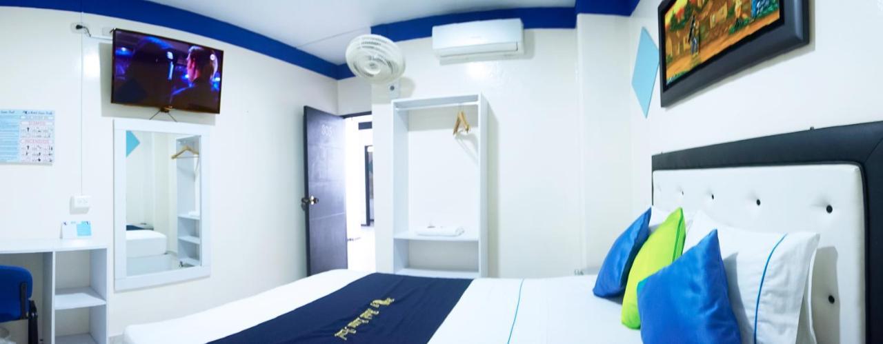 פלורנסייה Hotel Luna Azul מראה חיצוני תמונה